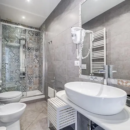 Maison Degli Artisti 4* روما