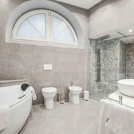 Maison Degli Artisti بيت ضيافة