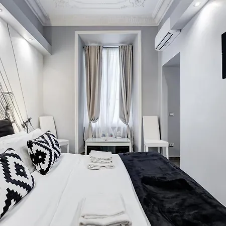Maison Degli Artisti Πανσιόν